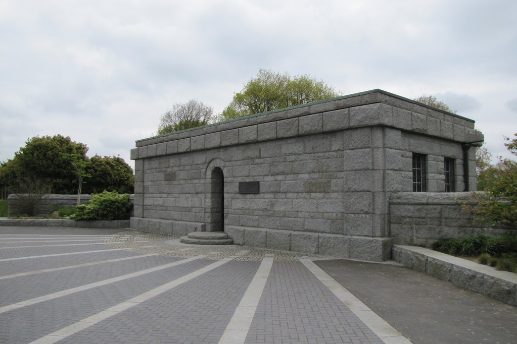 3. Tag: Deutscher Soldatenfriedhof La Cambe