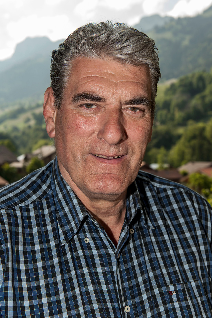 schwingerweg springenboden - thsempach-eicherdigital