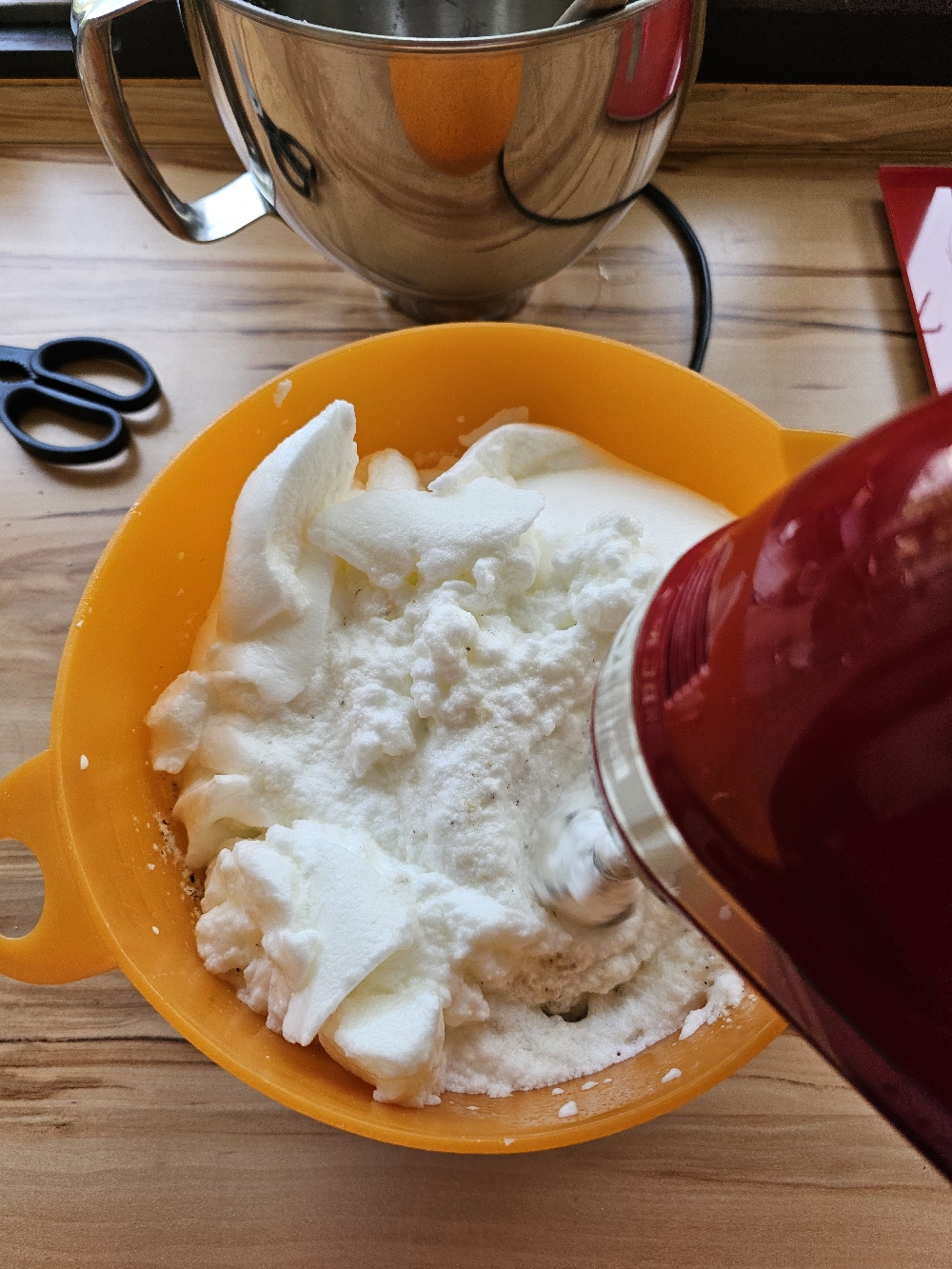 Eischnee unterheben
