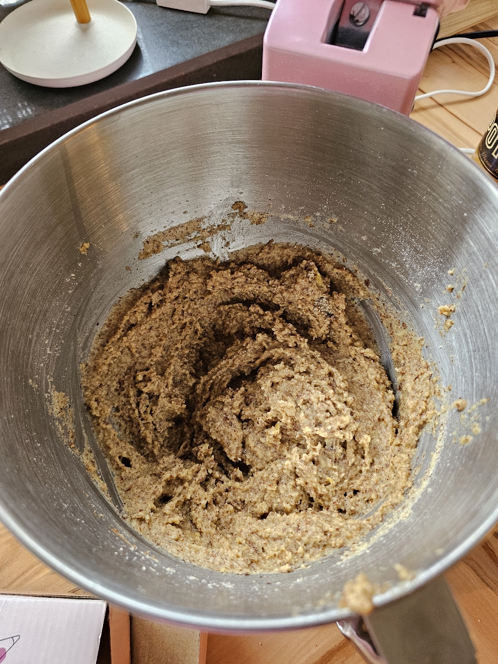fertiger Elisenlebkuchenteig