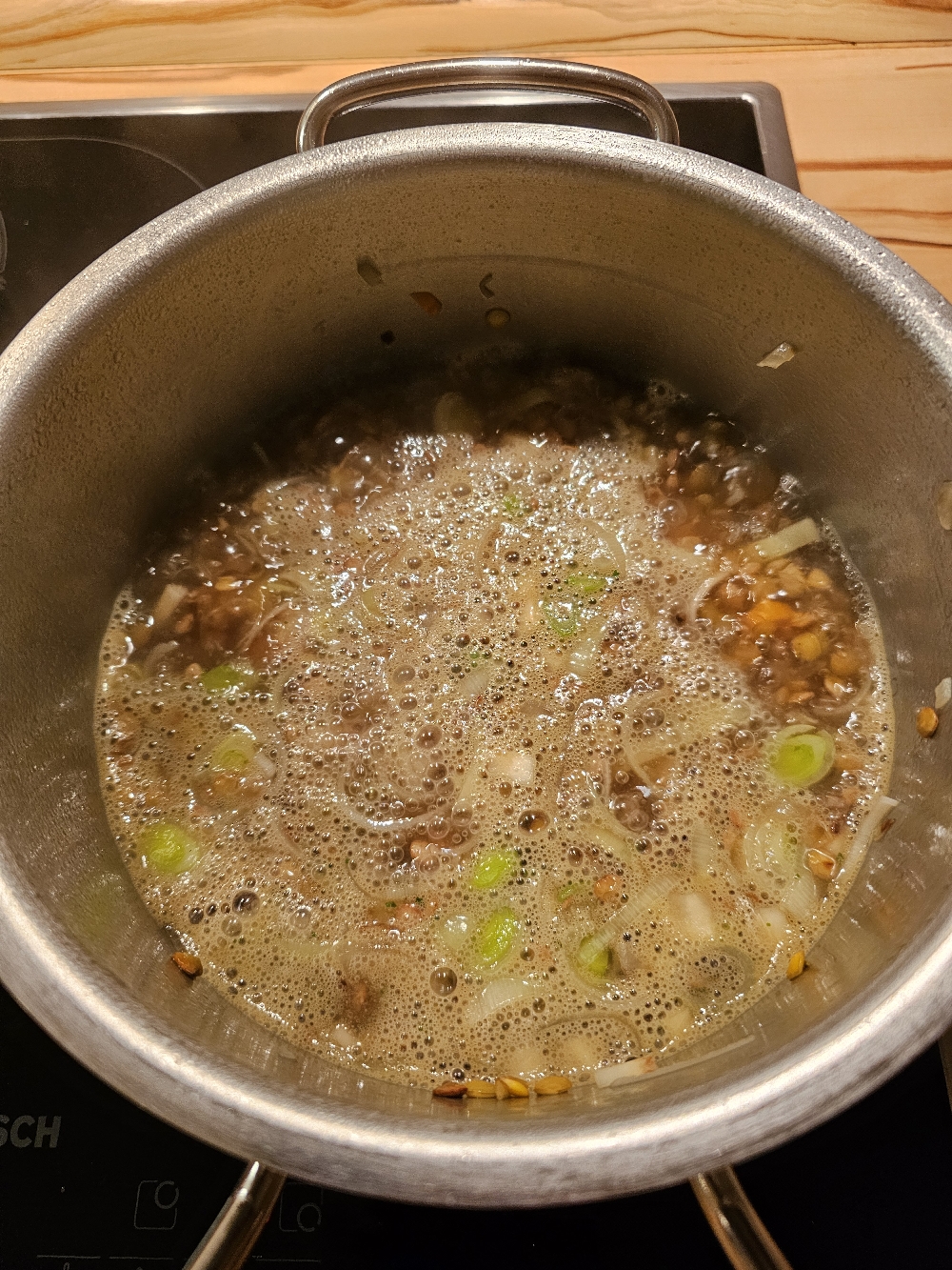 Linseneintopf kochen