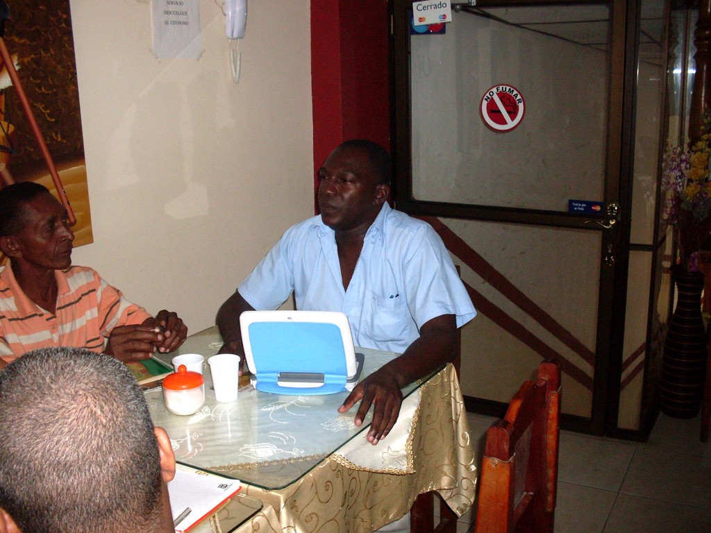 REUNION CON CONSULTORES IRI SOBRE POLITICAS PUBLICAS