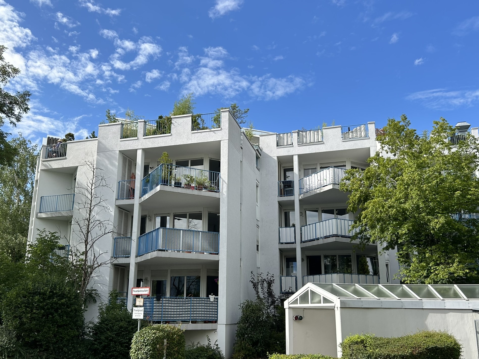 NEU Bezugsfrei Herbst 2025: individuelle 2 Zi.-Wohnung mit großem Südbalkon in Untermenzing