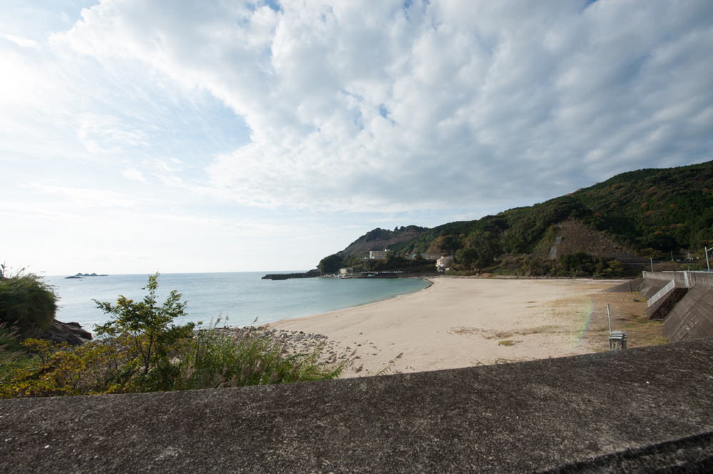 大泊海水浴場。熊野市街地からも近いです。