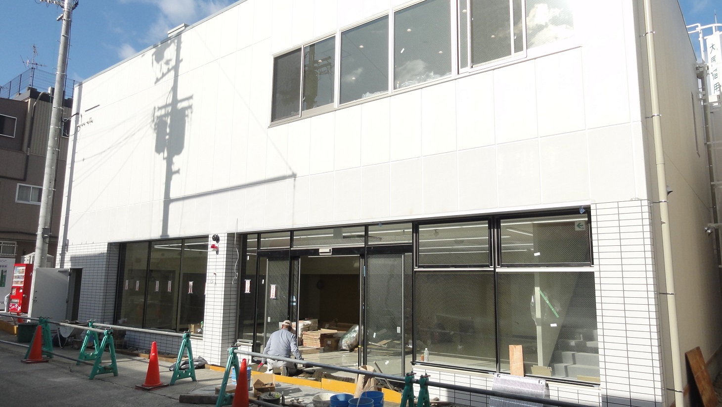 ローソン富田林西口駅前店オープン 富田林ニュース 24 ローソン富田林西口駅前店オープン 富田林ニュース 24