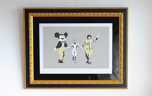 限定マット額装品/バンクシー/Girl With A Pierced 限定マット額装品/バンクシー/Girl With A Pierced