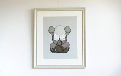 KAWS シルクスクリーン作品【Separated】を額装しました。