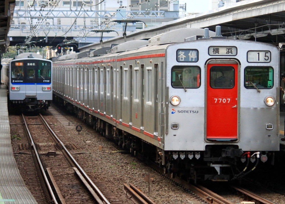 マイてつも！－相鉄7000系 - あかいろでんしゃしんどろーむ