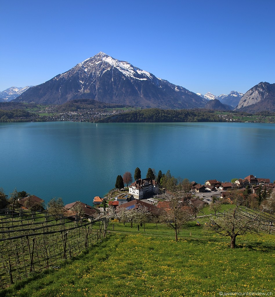 Sigriswil, Blick Richtung Niesen und Thunersee