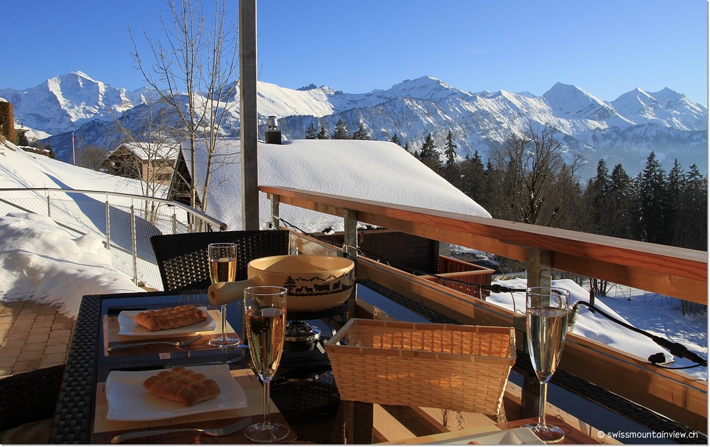 Eine Viertelstunde später sind wir bereits bei swissmountainview...., wo wir kurz danach ein