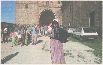 Los sonidos del acordeón despidieron a los visitantes. (Foto: M.P.A.)