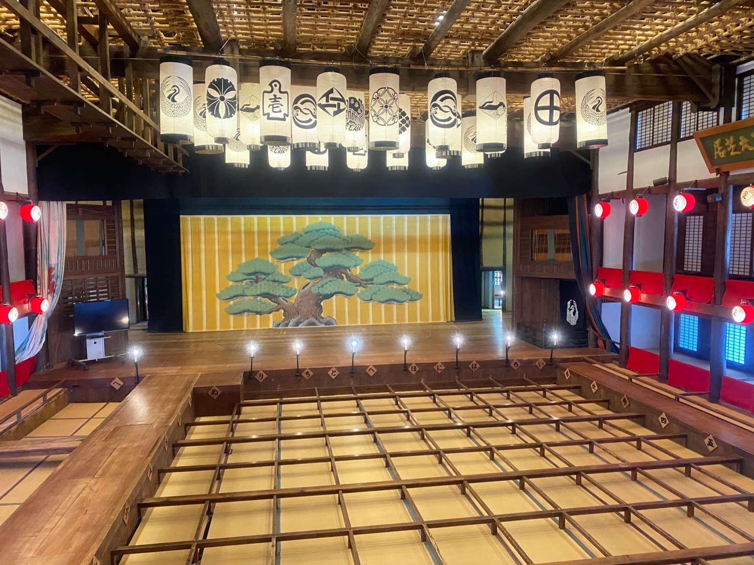 金丸座（旧金毘羅大芝居） 