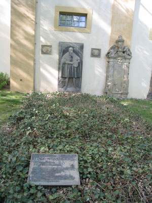ヤーコプ教会。クラーナハの墓