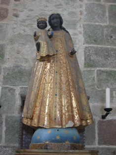 黒い聖母子像