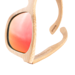 Bambus Sonnenbrille mit roten Linsen