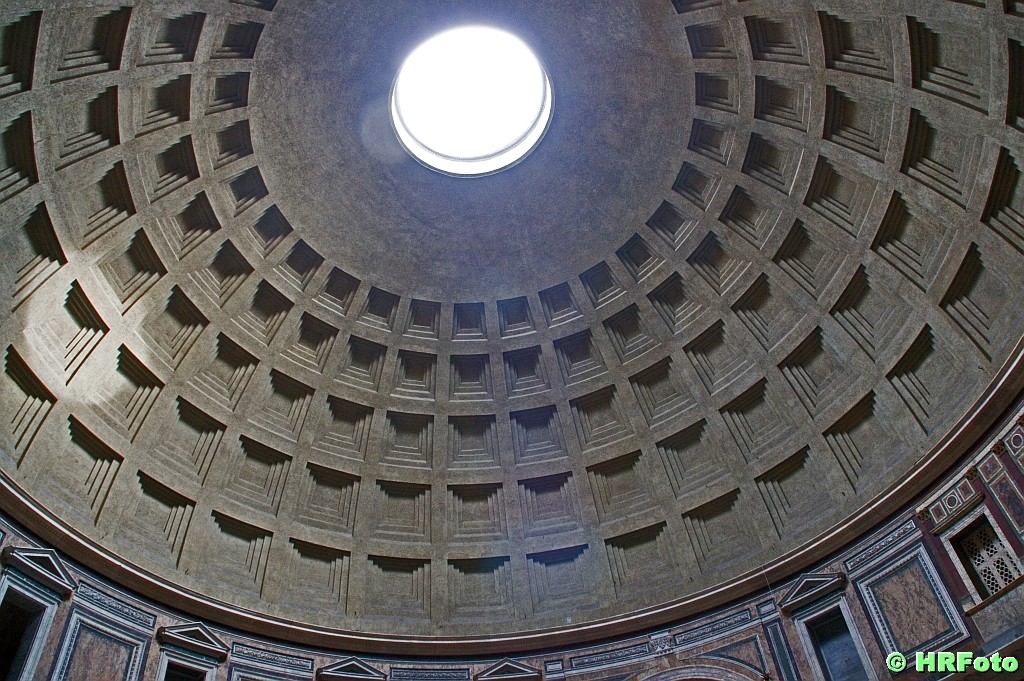 Kuppel im Pantheon