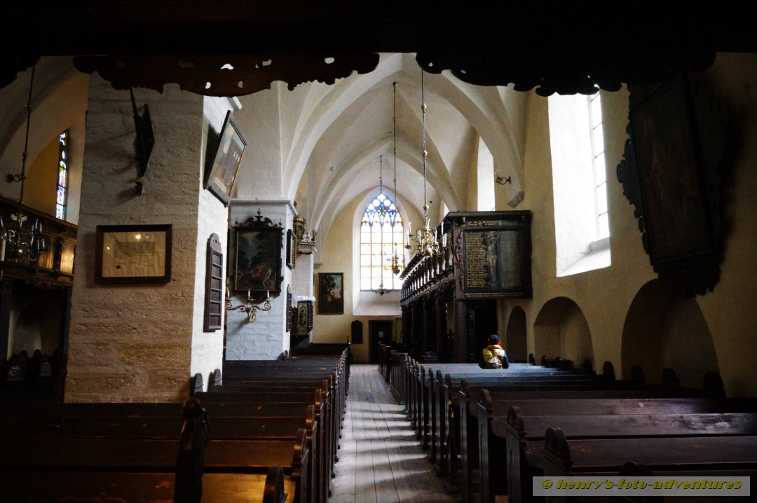 die zweischiffige HEILIG GEIST KIRCHE