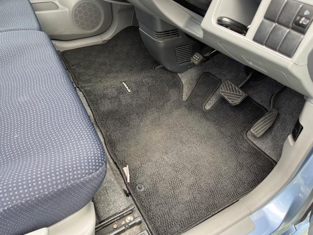 運転席マットは新品お付けします！