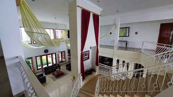 Dijual hotel di Bandung