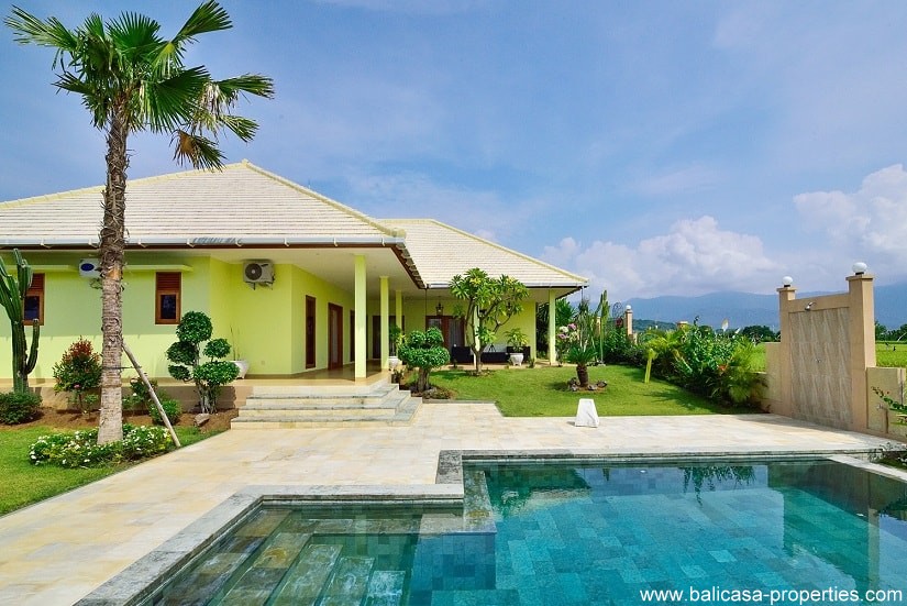 Umeanyar villa for sale