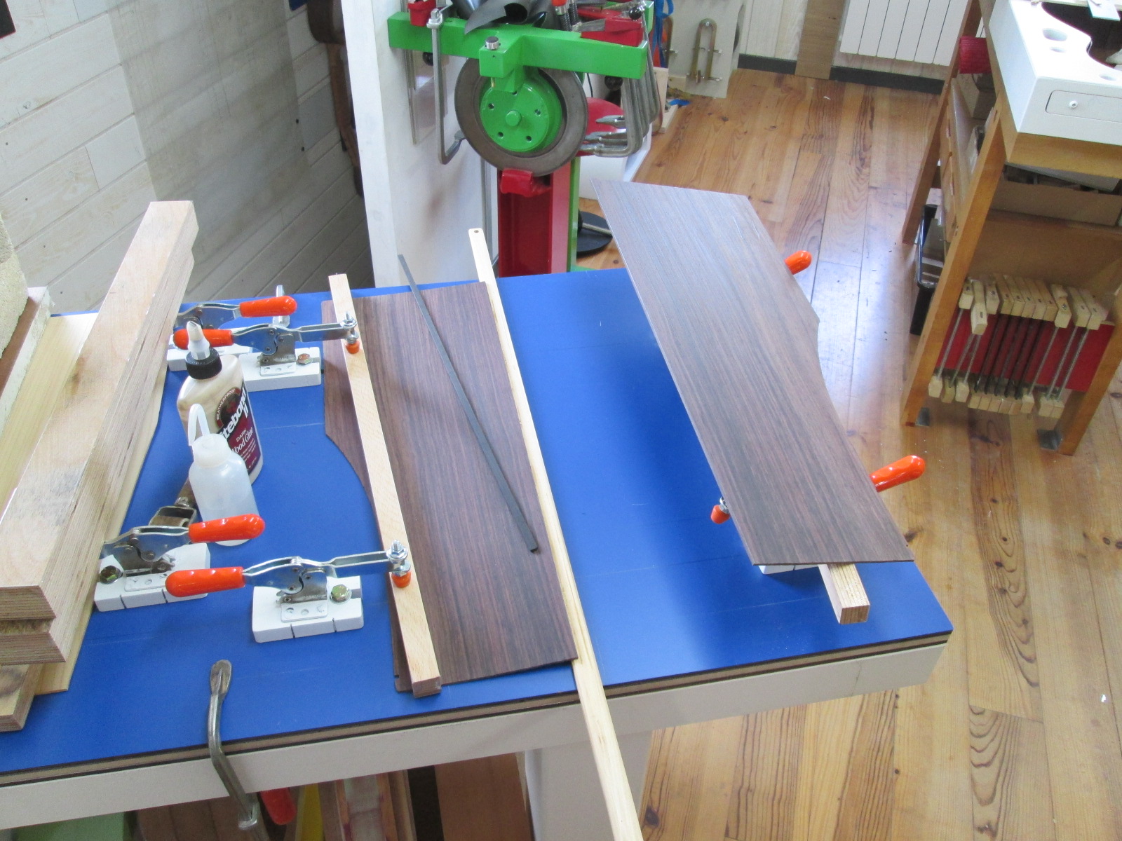 Gluing together two half-backs with the central binding