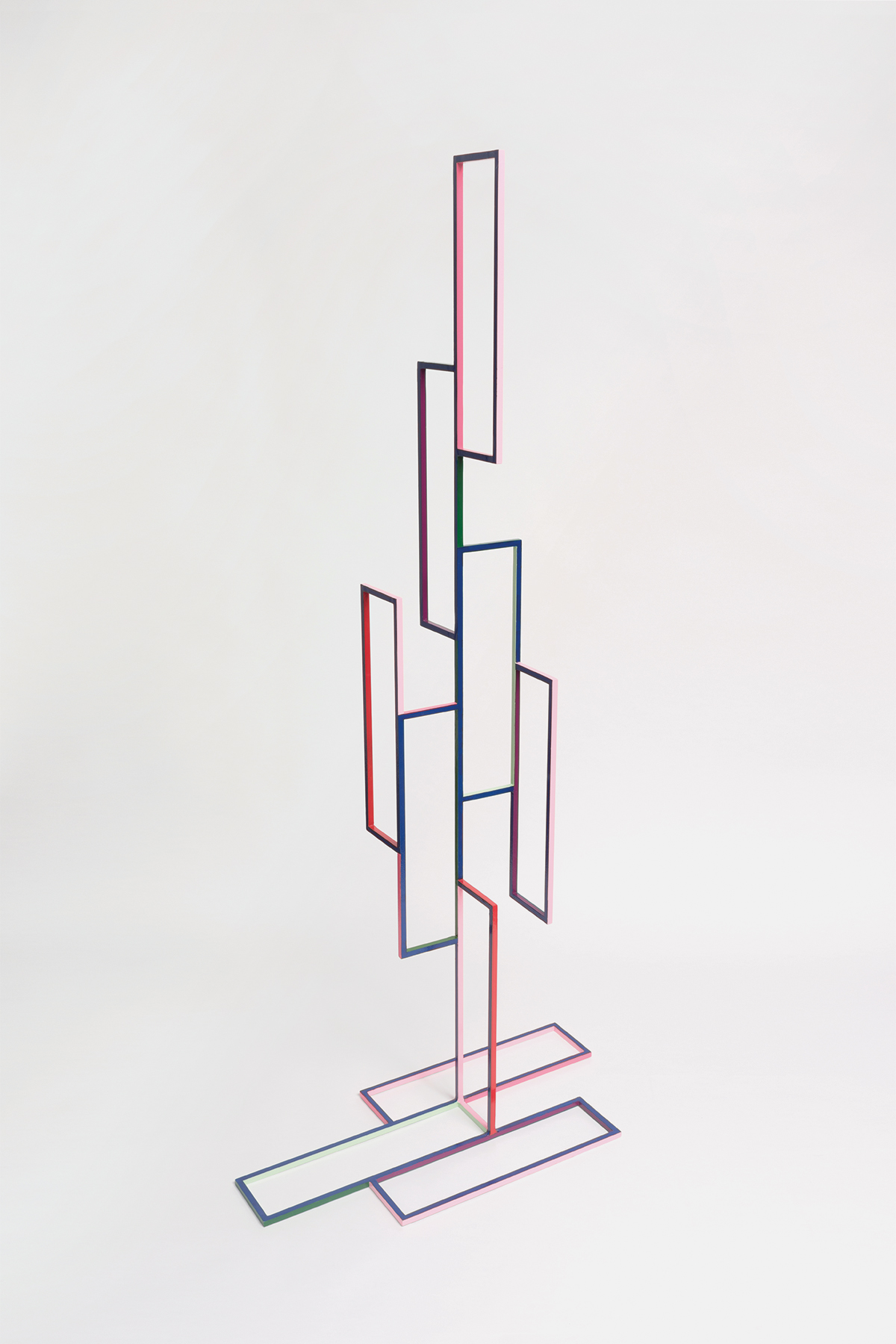"Looking far", 2020, 153 x 70 x 23 cm, Stahl, lackiert