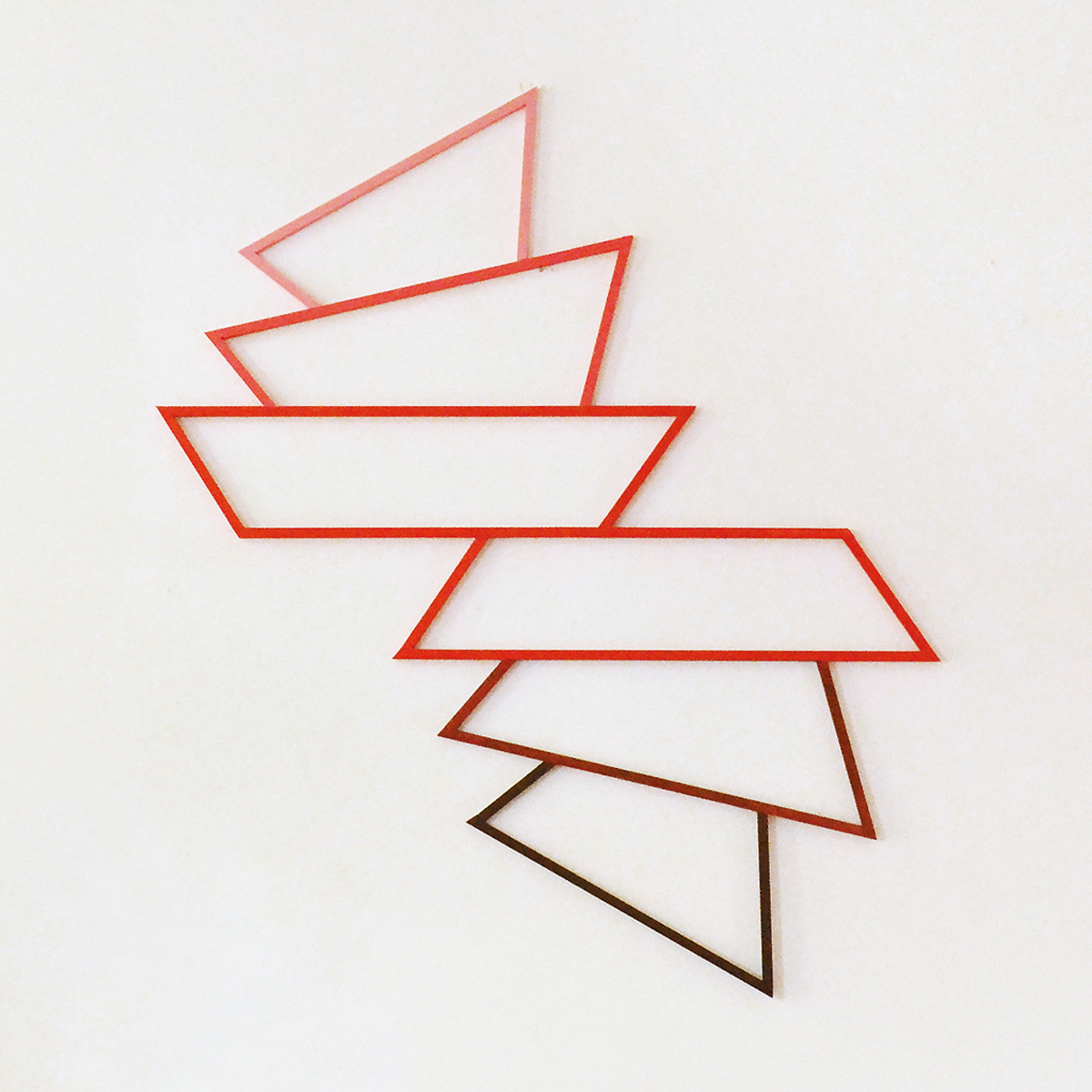 "Stufen", 2015, 90 x 75 x 1 cm, Eisen, lackiert