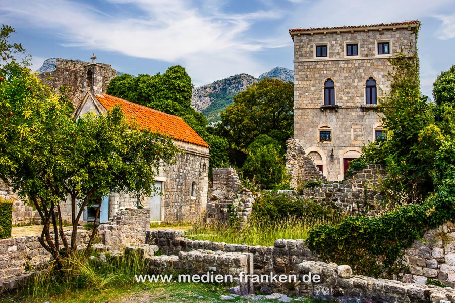 Venezianischer Palast mit Sv. Jovan in Stari Bar, Montenegro 