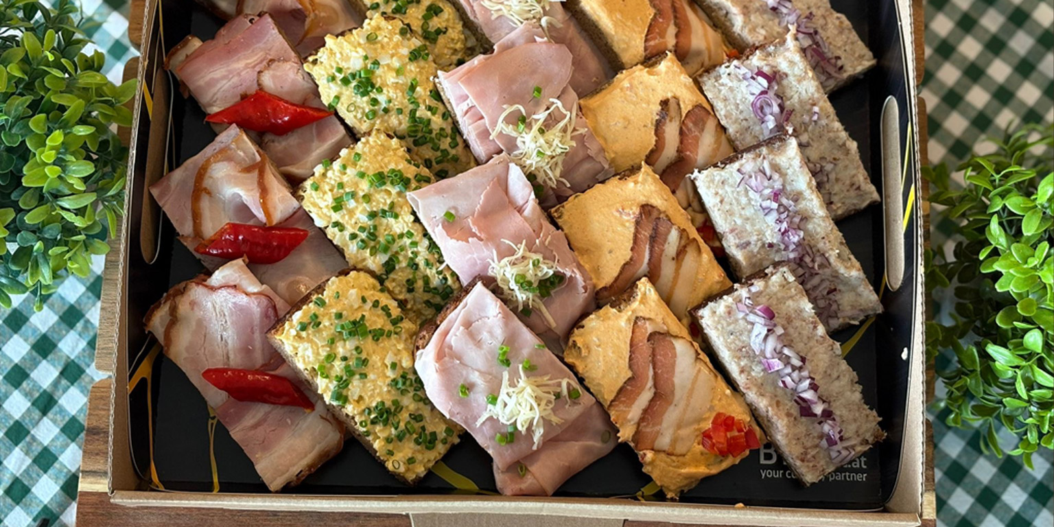 Coming Soon: Die Schwarzbrot-Heurigenbox – Genuss im Weinherbst