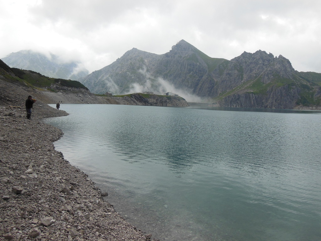 Lünersee im Brandnertal. Bach- und Regenbogenforell und Saiblinge