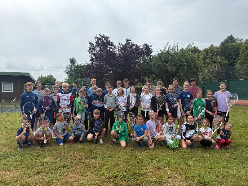 Strahlende Gesichter und volles Programm – unser Sommer-Tenniscamp 2025