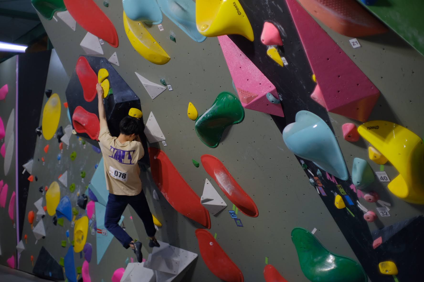 2ND WALLY - WALLY BOULDERING