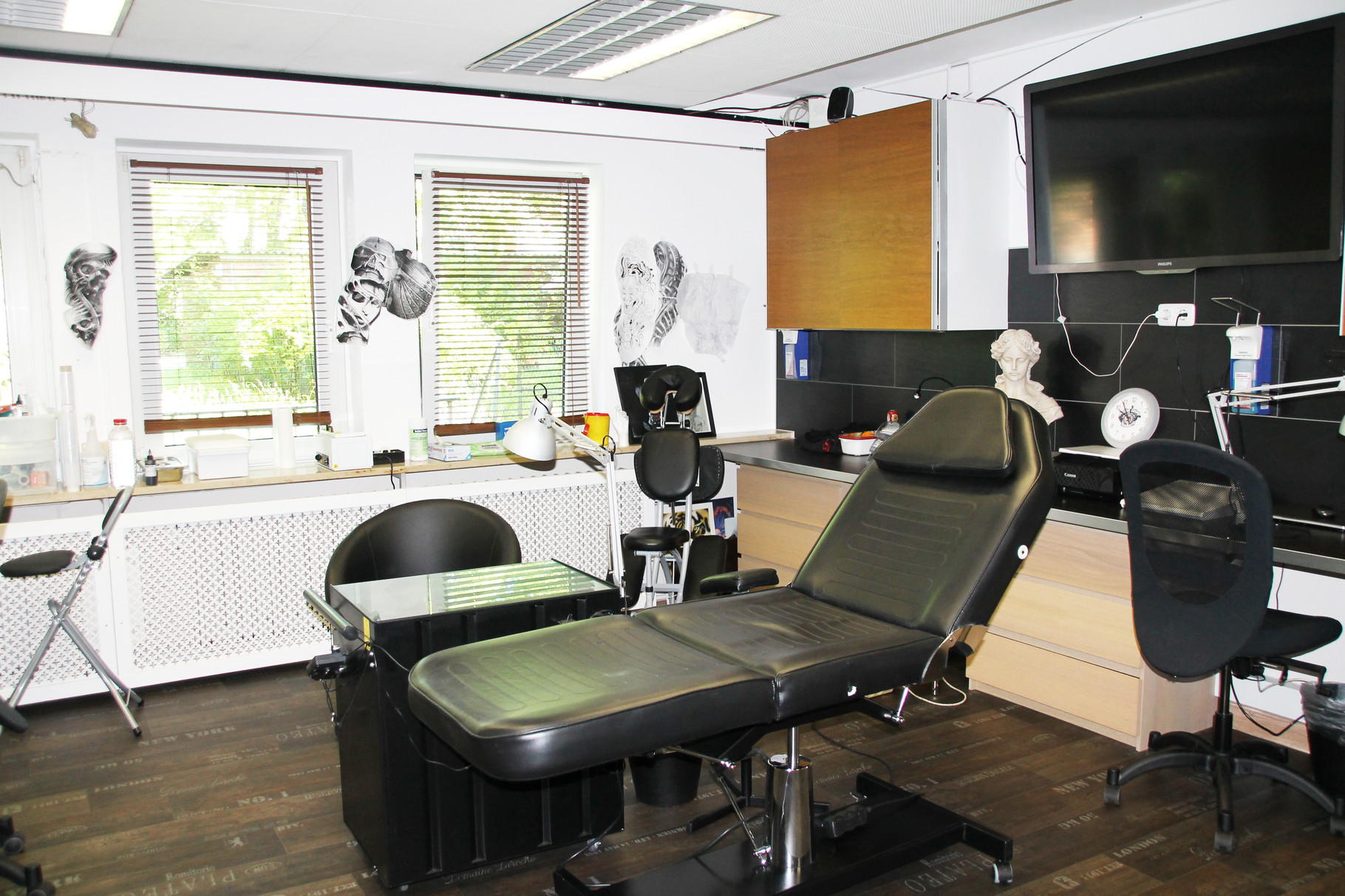 Professionelle Tattoos und Piercings Professionelle Tattoos und
