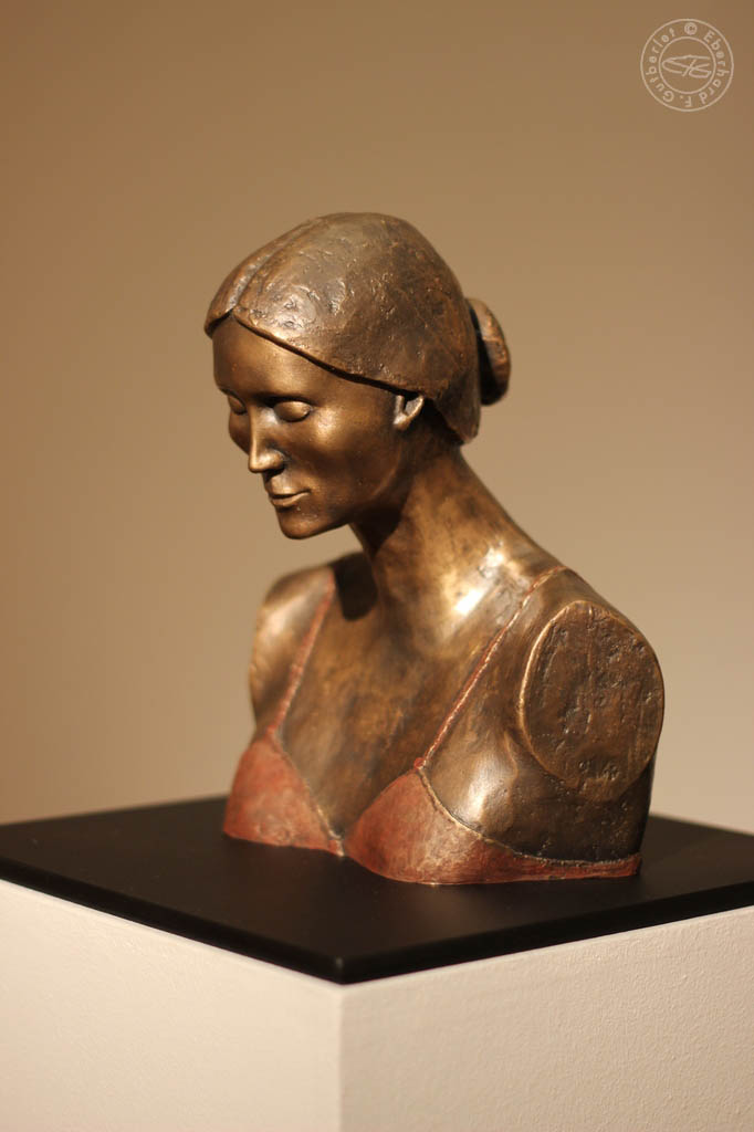 Bildnis einer jungen Frau - Bronze, Höhe 23 cm, 2016