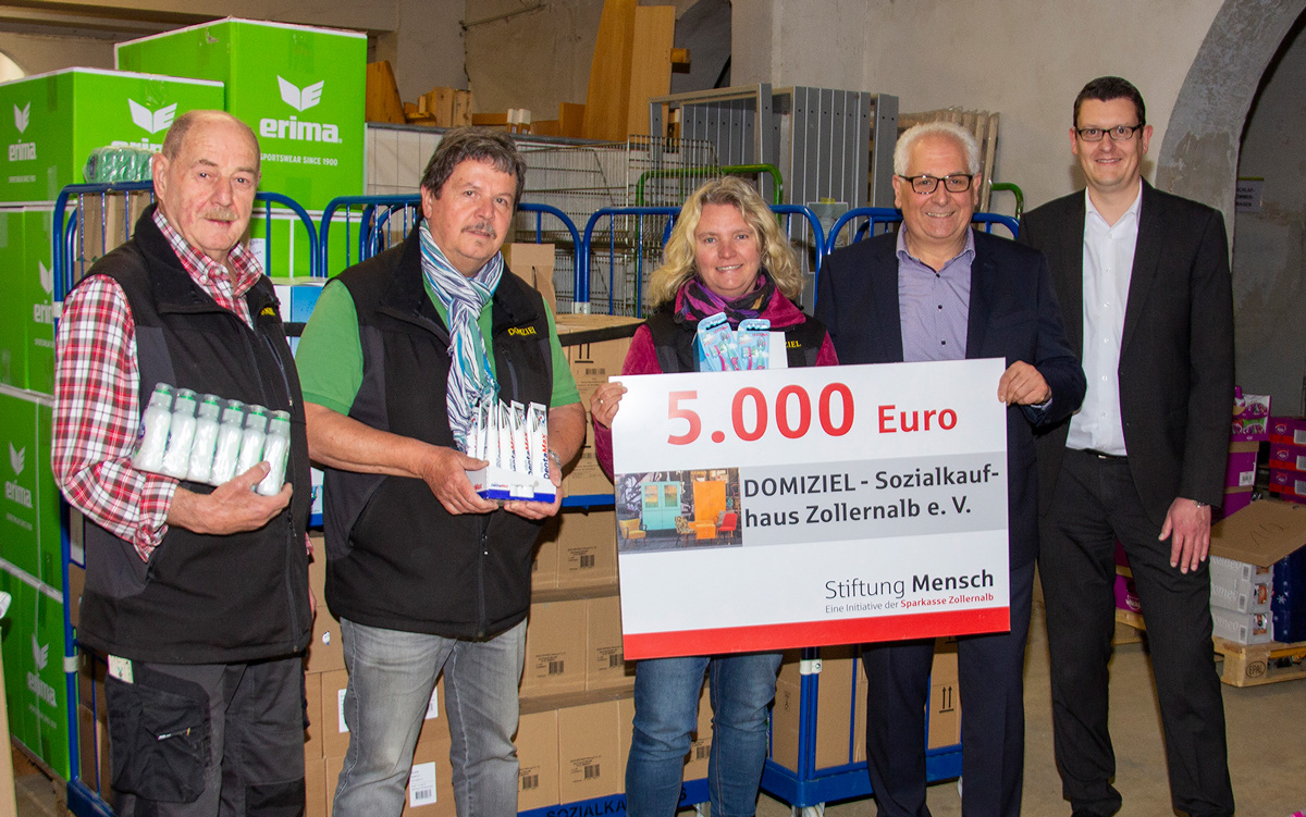 Sparkassen-Stiftung „Stiftung Mensch“ spendet 5000 €