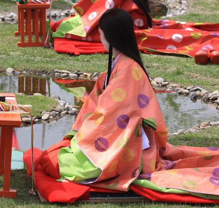 平安j台の着物の女性