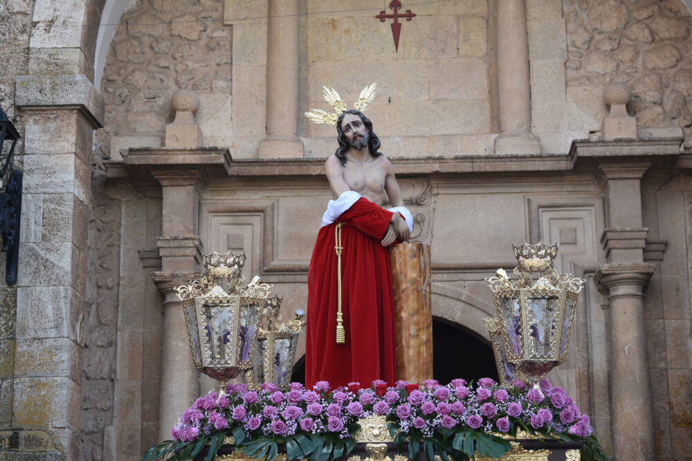 COMPROMISO, DEVOCION Y FERVOR EN EL 50 ANIVERSARIO DEL CRISTO ATADO A LA COLUMNA
