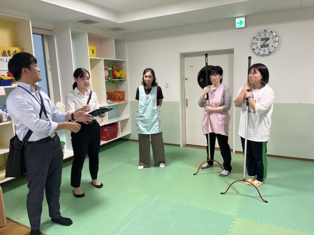不審者役の警察官の方の演技力に負けず、最後はなんとか確保することができました。