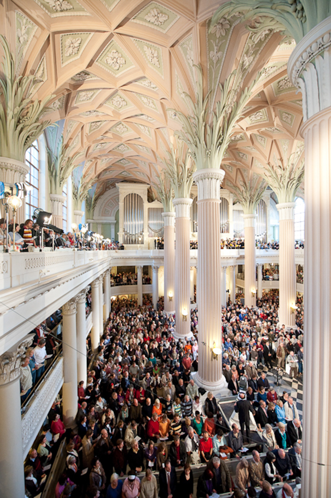 Nikolaikirche während des Gottesdienstes 25 Jahre friedliche Revolution - © Dirk Brzoska