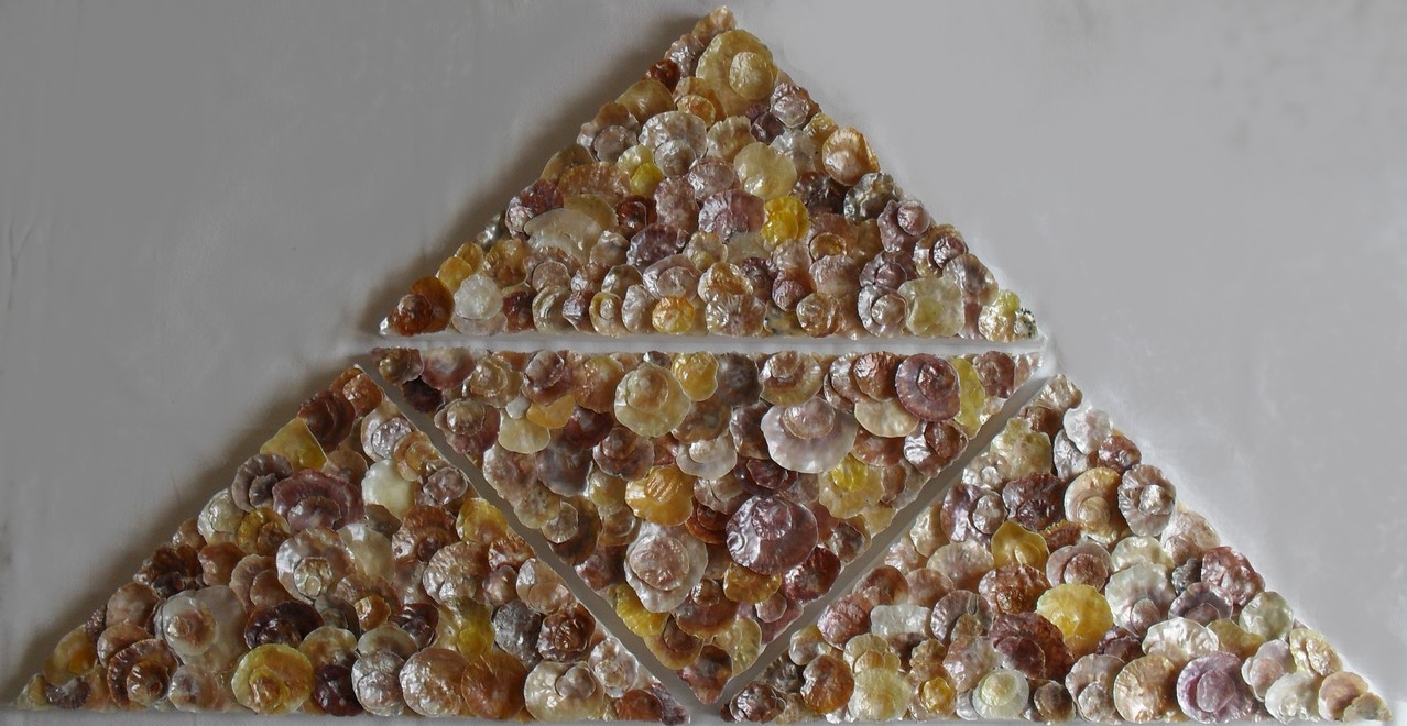 nacre.partage, en triangle, vue face