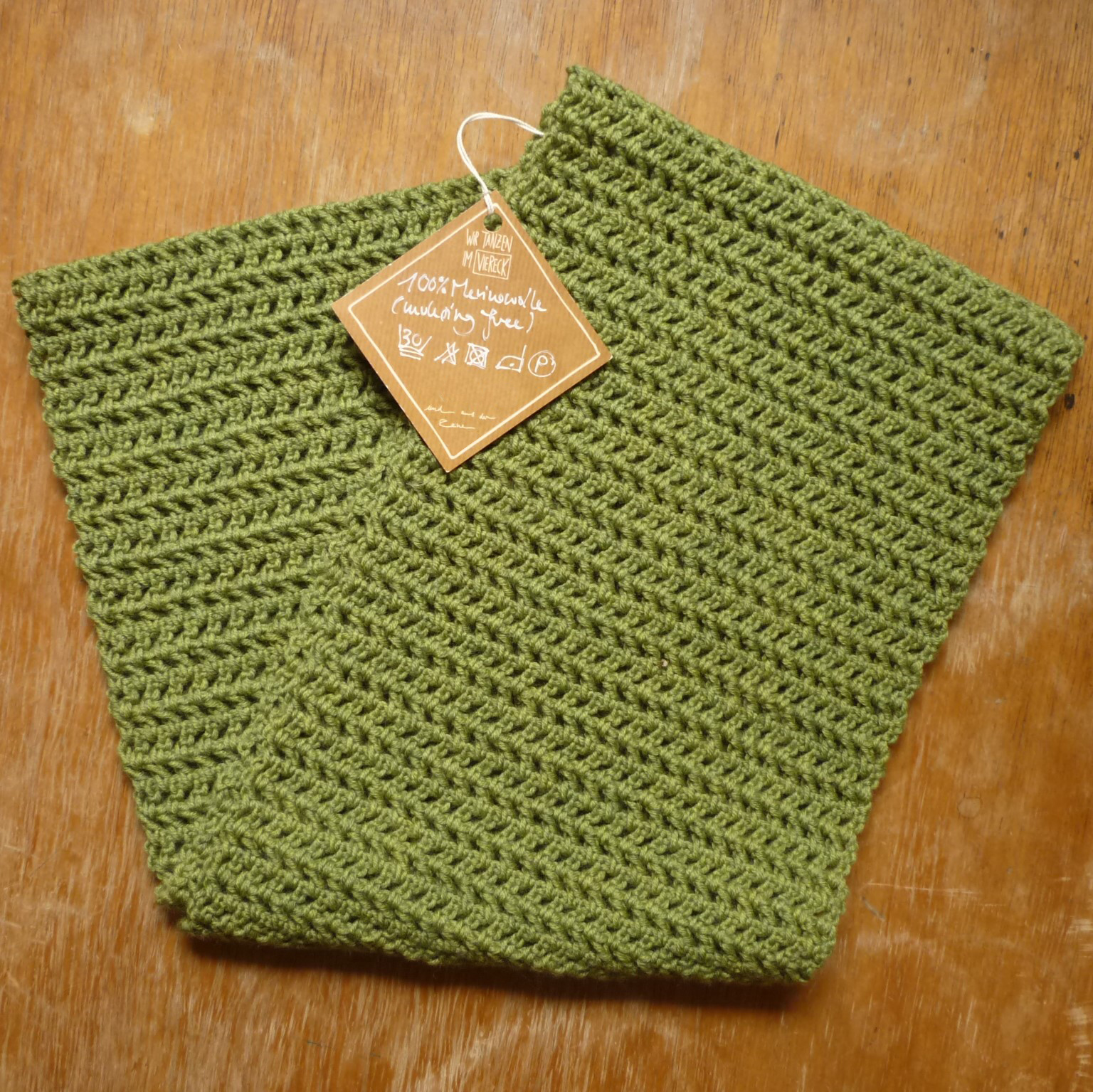 Loopschal LOUI.SA - 100% Merino (moulesinfrei), grün