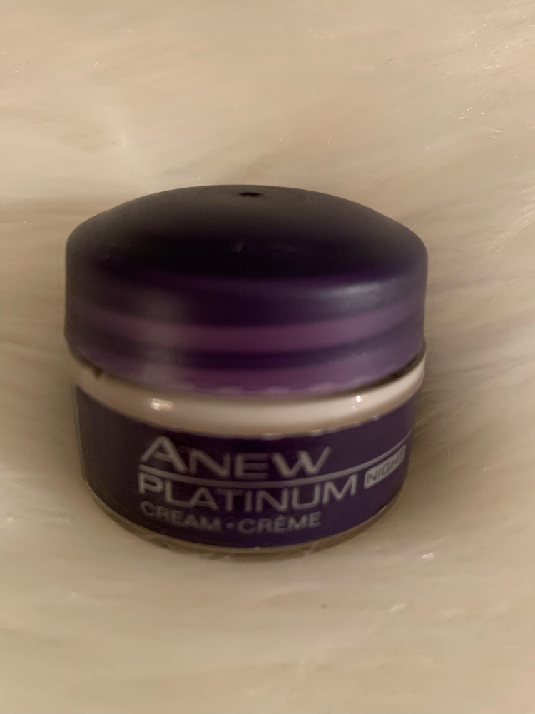 Anew Platinum night cream