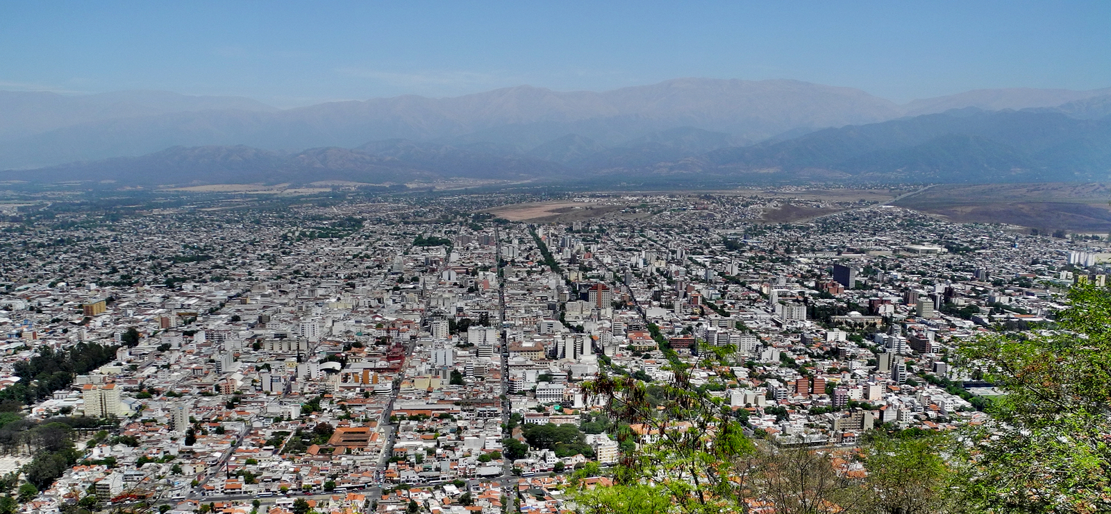 Blick vom San Bernardo auf Salta