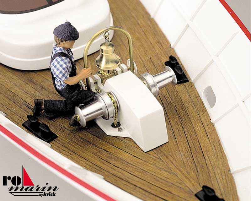 Romarin San Diego Mega Yacht Modellbausatz von VOGEL MODELLSPORT.