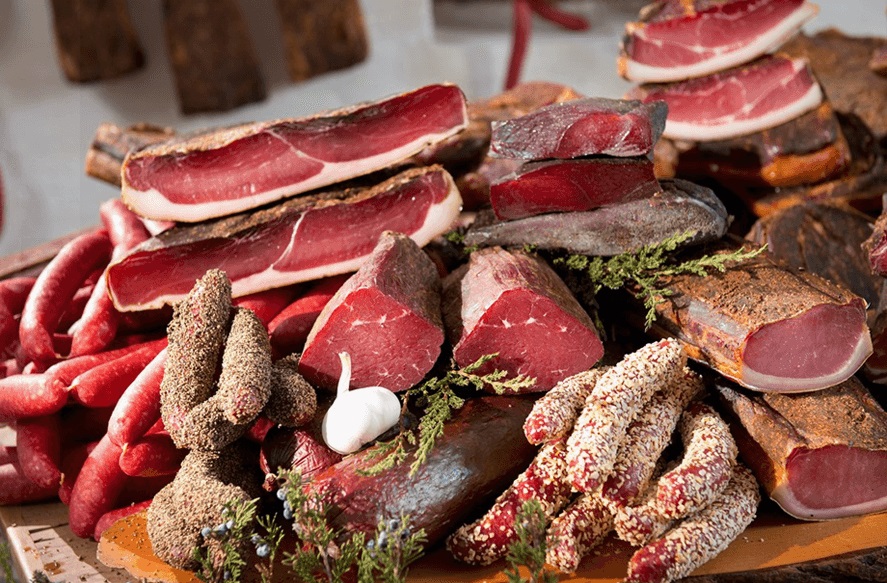 Einige Wurst-, Schinken- und Jausen-Speck-Beispiele aus dem Sortiment von lankmayr.at