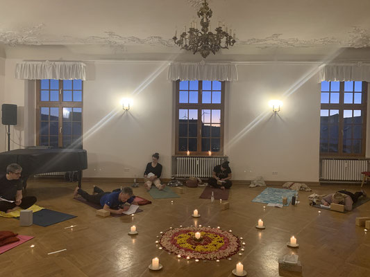 yurveda Massage Yogaurlaub, Baden Württemberg, Visionsarbeit, Fokus Dankbarkeit lernen, Persönlichkeitsentwicklung, Gruppenurlaub,, glutenfrei Coaching Retreat,