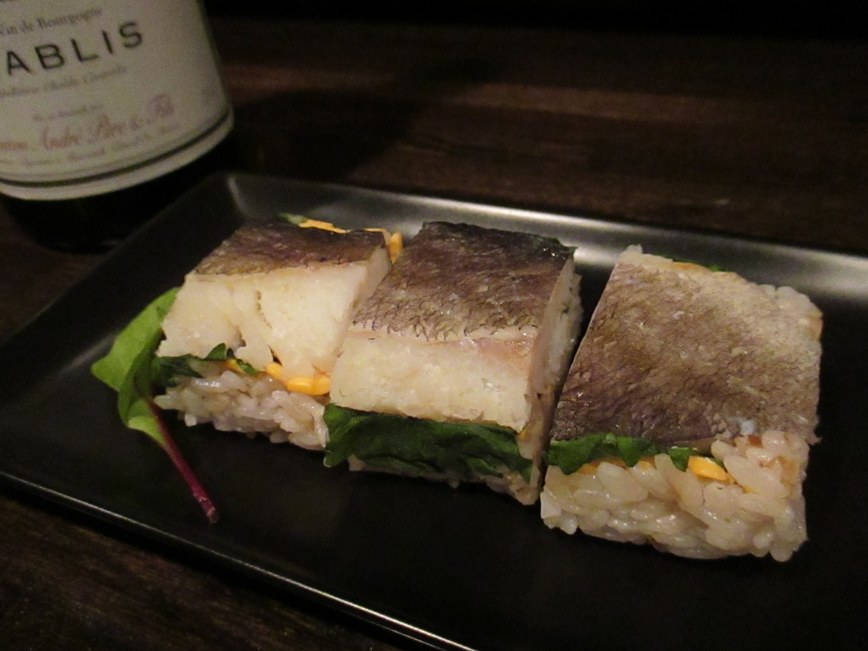 鱈の棒鮨　：鱈を焼いてチーズと昆布の入ったシャリが絶品。