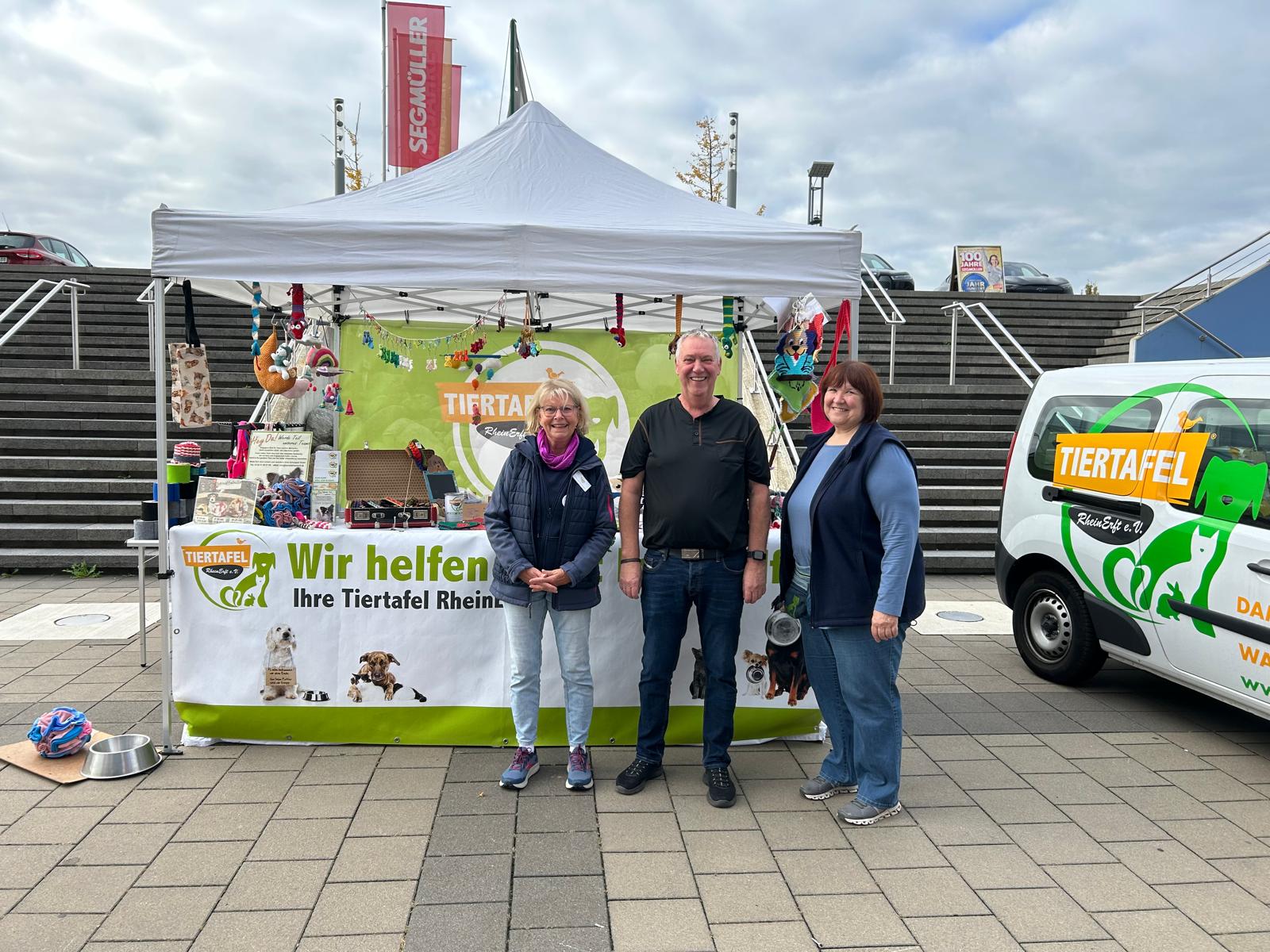 Tag der Retter und Helfer bei Segmüller in Pulheim