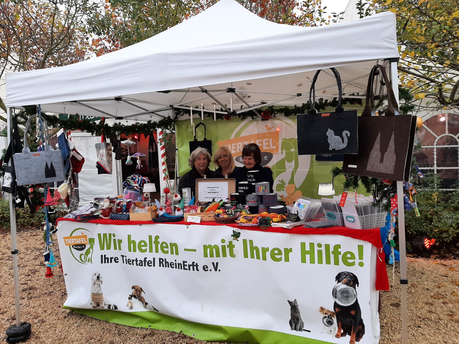 Hundeweihnachtsmarkt auf dem Gertrudenhof