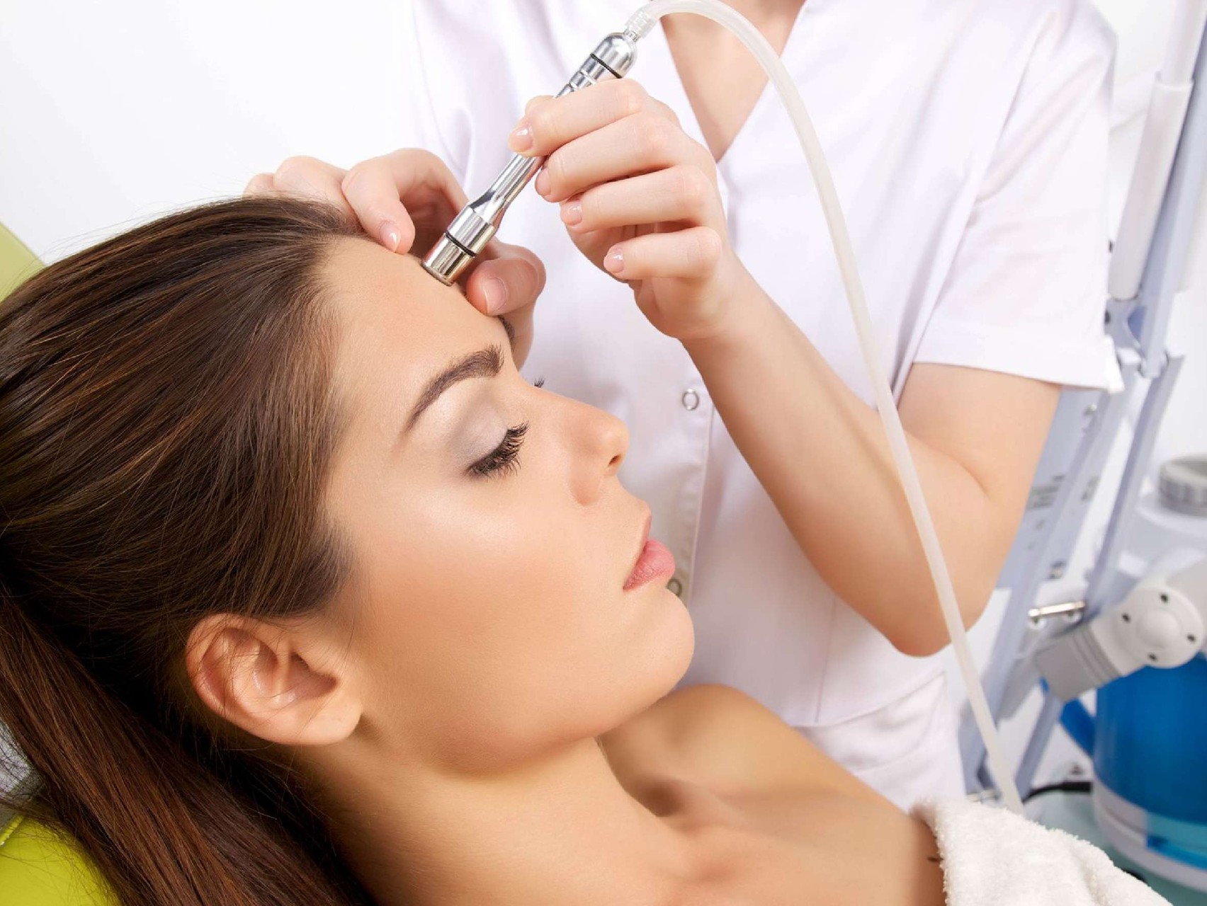Diamant-Mikrodermabrasion...Luxusbehandlung mit Diamanten